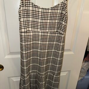 Plaid pleated Women's dress